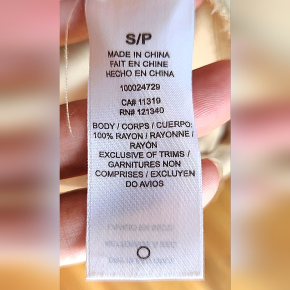 Dynamite Cropped light summer Jacket/Overpiece in Tan long sleeve Size Small - Picture 4 of 10